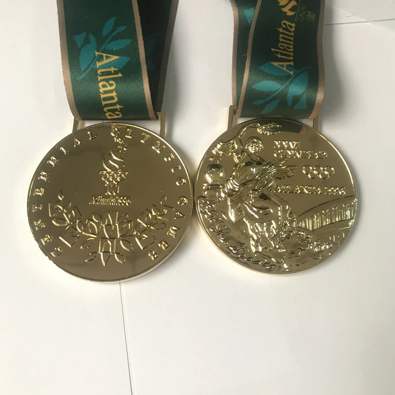 1996 Atalanta Sport Award Gold Medal ( 110 gms) - Image 3