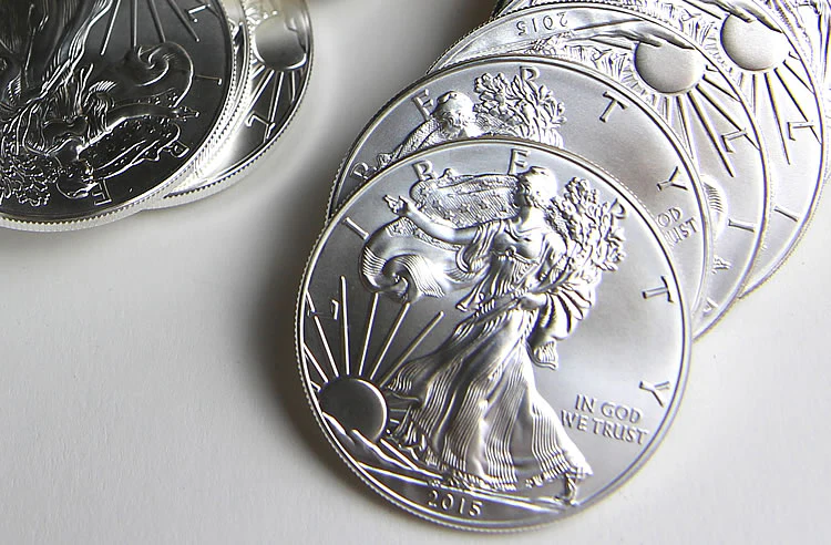 2015 American Silver Eagle Coin ( 1 Troy Ounce) - Image 4