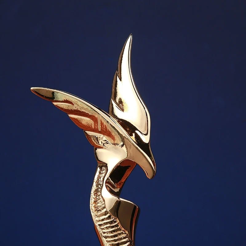 2022 New Golden Eagle Trophy - Image 3
