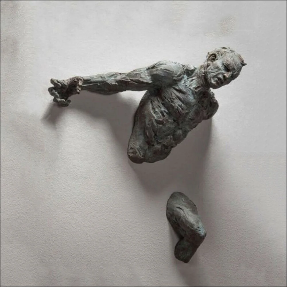 3D Man Through Wall Sculpture - Image 6