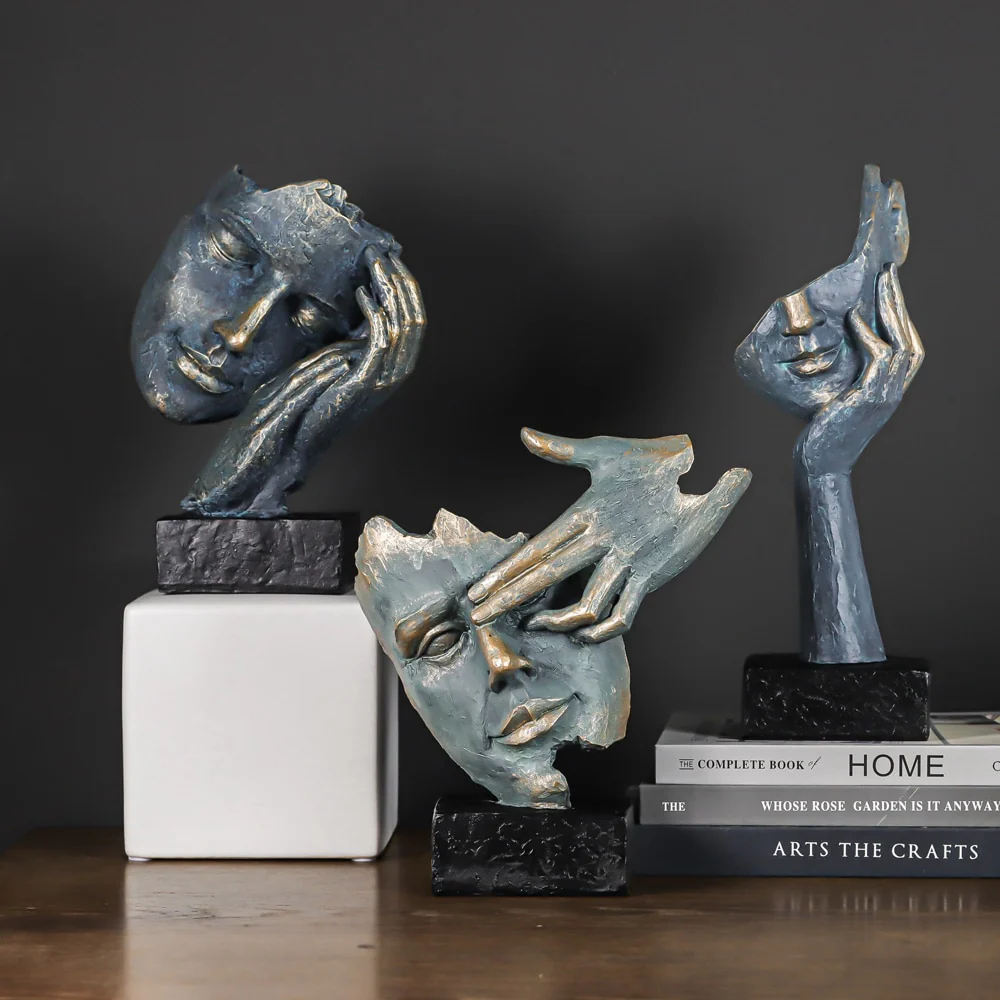 Abstract Character Face Statue Sculpture - Image 8
